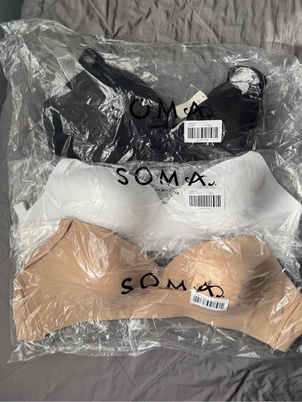 3 Soma Enbliss Wireless Bras - Picture 5 of 8